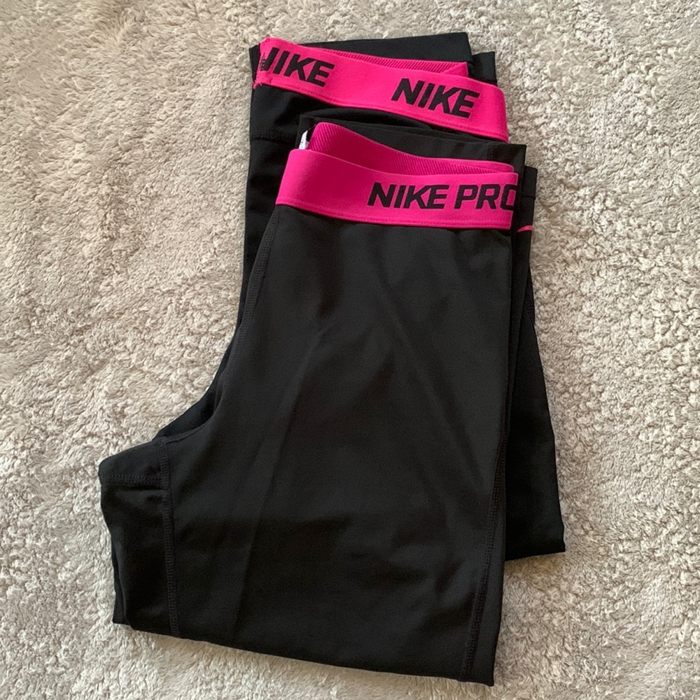 Nike Capri Leggings